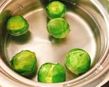お弁当に！芽キャベツハンバーグ(動画有)作り方3写真