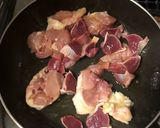 鶏もも肉と砂ズリの炒め物作り方1写真
