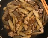 蒟蒻でかさ増し！簡単豚と牛蒡のしぐれ煮風作り方6写真