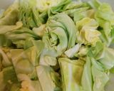 キャベツと鶏のガチみそ炒め作り方1写真