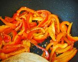 作り置きおかず　パプリカのアンチョビ炒め作り方3写真