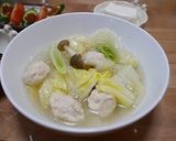 鶏団子と手羽元の白菜スープ作り方6写真