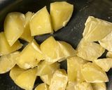 じゃがいもとウィンナーのマヨカレー風味作り方2写真