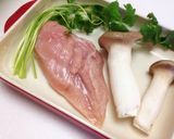 美味しすぎ！鶏胸肉とエリンギの三つ葉和え作り方1写真