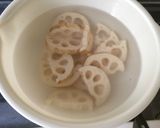 豚バラと蓮根の煮物作り方1写真