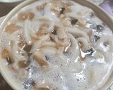 シモフリシメジと打ち豆のなべ焼きうどん作り方6写真