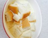 パンの耳で節約パンプディング《苺入り》作り方3写真