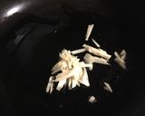 牛蒡、蓮根、豚肉の炒め煮 塩麹入り！作り方1写真