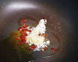 ペペロンチーノ風焼きうどんです✨作り方1写真
