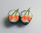 寿司型・模様巻き(カニカマでさくらんぼ)作り方8写真
