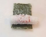 寿司型・模様巻き(カニカマでさくらんぼ)作り方6写真