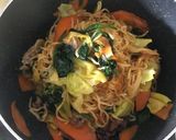 ココナッツミルク風味レッドカレー焼きそば作り方7写真