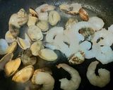 あさりと海老の野菜炒め【ガパオ味】作り方5写真