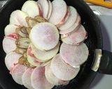 大根と豚肉の味噌豆乳なべ作り方2写真