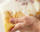 袋で♪甘熟王フローズンバナナヨーグルト作り方4写真