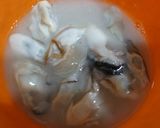 電子レンジで牡蠣キムチ餃子鍋作り方2写真