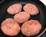 簡単 何ちゃってデミソースハンバーグ作り方3写真