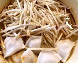 トムヤムクン風＊簡単エスニック水餃子鍋作り方2写真