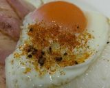 目玉焼き♪七味唐辛子で食べてみてね❤作り方2写真