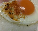 目玉焼き♪七味唐辛子で食べてみてね❤作り方4写真