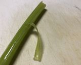 ごま油で蕗と平茸の炒め煮作り方1写真