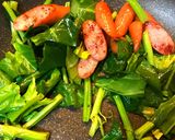 ほうれん草とウィンナーのポパイ丼作り方7写真