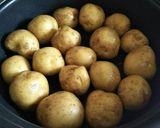 皮ごと新じゃがの煮っころがし作り方2写真