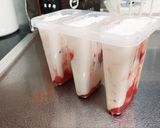 いちごジャムとヨーグルトのアイスバー作り方5写真