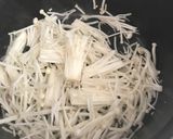 海老と豆苗のもやしのおかずスープ＊作り方1写真