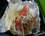 鮭のアヒージョ風ホイル焼き作り方2写真