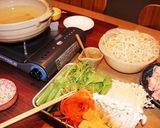 特製辛ゴマだれで☆野菜まきまき鍋♪作り方5写真