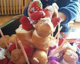 ロールケーキとプチシュー簡単ケーキタワー作り方8写真
