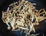 しめじのごまだれぽん酢炒め作り方3写真