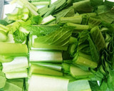 簡単❗バリ風青菜のニンニク炒め作り方1写真