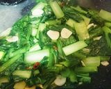 簡単❗バリ風青菜のニンニク炒め作り方5写真