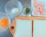 朝食に！ダブル卵と小エビのホットサンド作り方1写真
