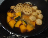 かぼちゃとれんこんと鶏団子の煮物作り方8写真