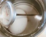 アボカドに!トロける温泉卵をのせて♪作り方1写真