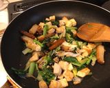 硬木綿とさつま揚げの胡麻油炒め作り方5写真