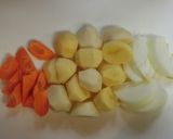 ひき肉のカレー肉じゃが☆作り方1写真
