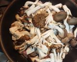 きのこと豚肉の蒸し焼き作り方2写真