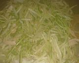 簡単節約【モヤシと豆苗のサッと炒め】作り方2写真