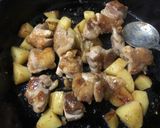 とり肉とじゃが芋の味噌炒め作り方4写真