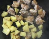 とり肉とじゃが芋の味噌炒め作り方3写真