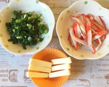 お弁当に♡カニカマとチーズの卵焼き♡作り方2写真
