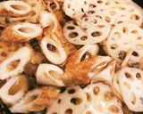 簡単！お弁当◎蓮根と竹輪としめじの煮物作り方3写真