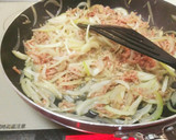 玉ねぎと挽き肉の簡単オムレツ作り方1写真