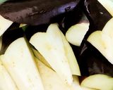 トロリと甘い茄子とピーマンの味噌炒め作り方1写真