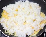 余ったひき肉で！簡単パラパラチャーハン作り方3写真