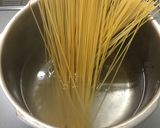 ペペロンチーノ風豆苗とウィンナーのパスタ作り方2写真